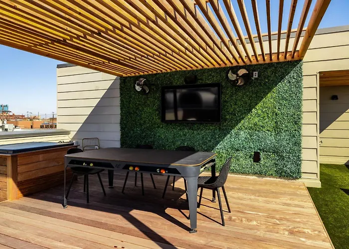 Apartment Cultural District Loft - Rooftop Terrace - Games *