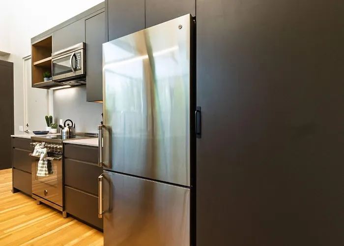 Cultural District Loft - Rooftop Terrace - Games Apartment Fort Worth