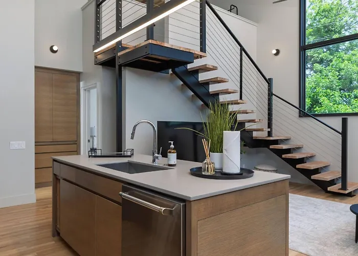 Cultural District Loft - Rooftop Terrace - Games Apartment Fort Worth