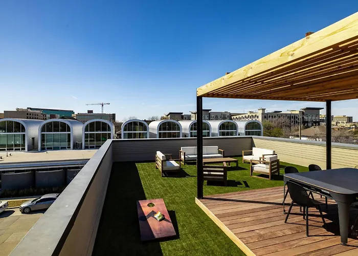 Cultural District Loft - Rooftop Terrace - Games *